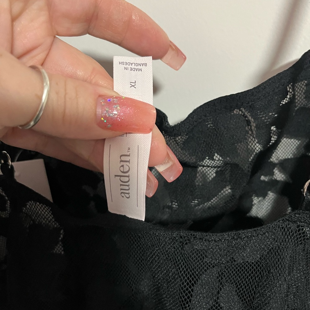 Auden Black Lace Slip Chemise - Picture 4 of 6